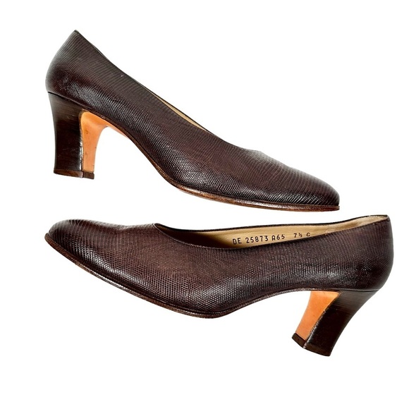 FERRAGAMO Vintage Patent Calf Visone Lizard Print Heels - Picture 5 of 12